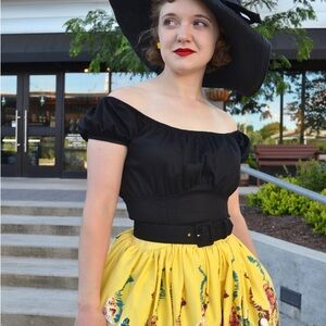 Pinup Couture black peasant top
